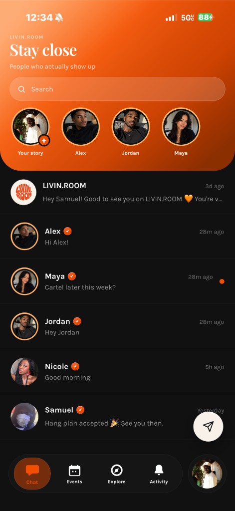 Chat inbox on LIVIN.ROOM